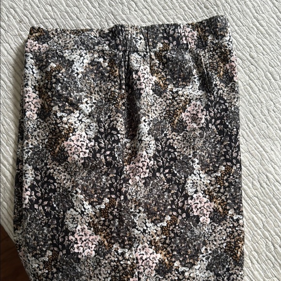 Isaac Mizrahi Multicolor Patterned Skorts Size 14 #466 - Picture 4 of 8